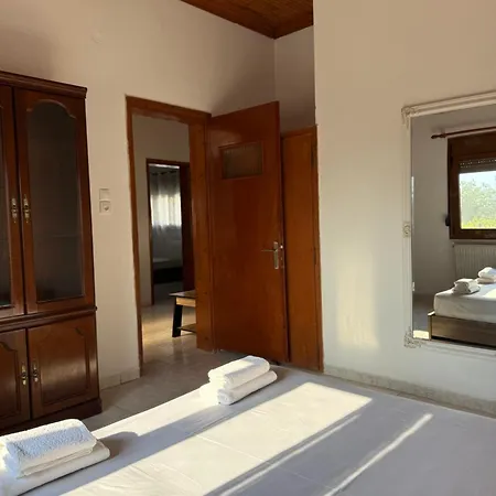 Maronia Villa Apartment *